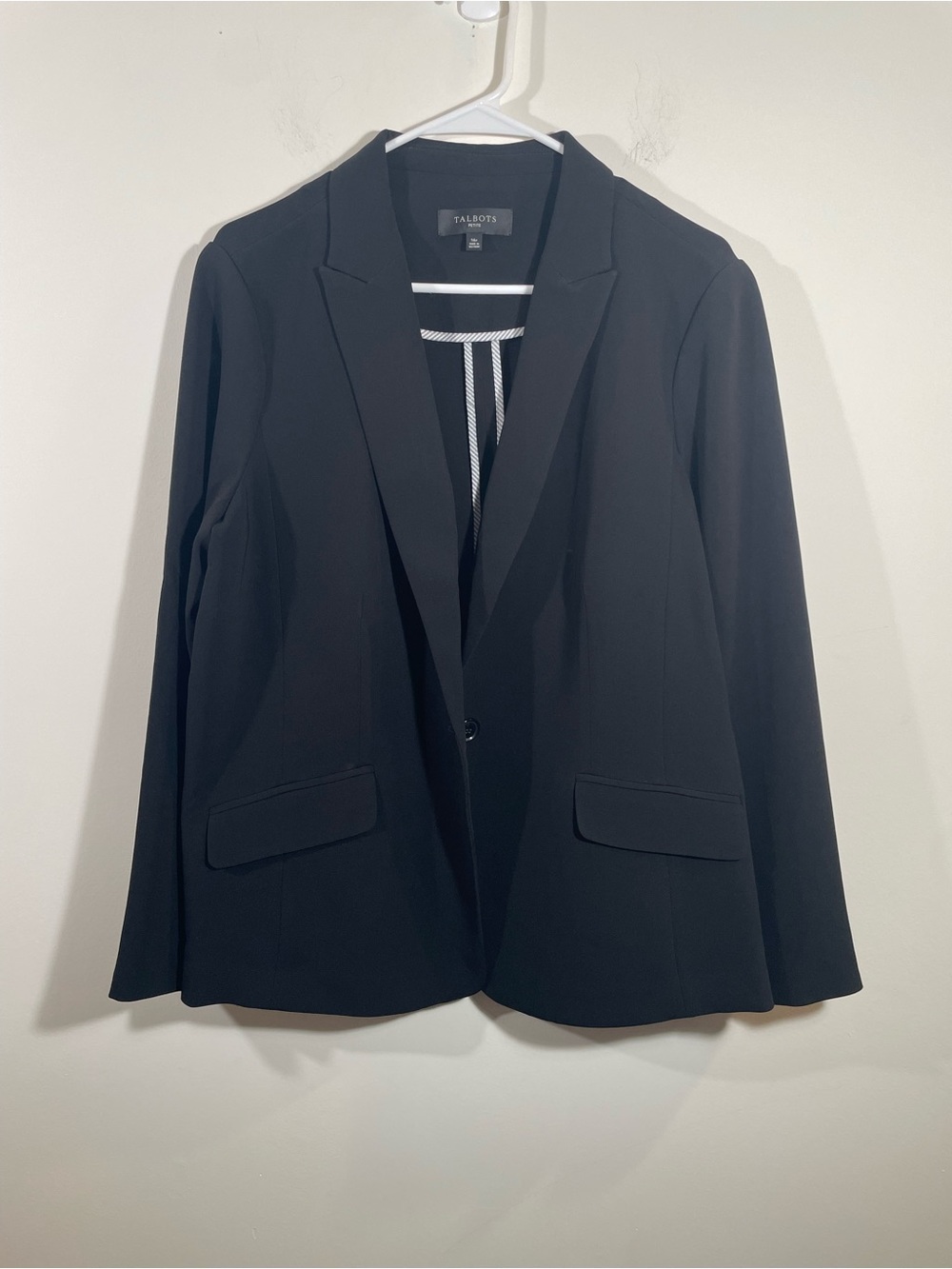 NWOT Talbots black blazer 16P